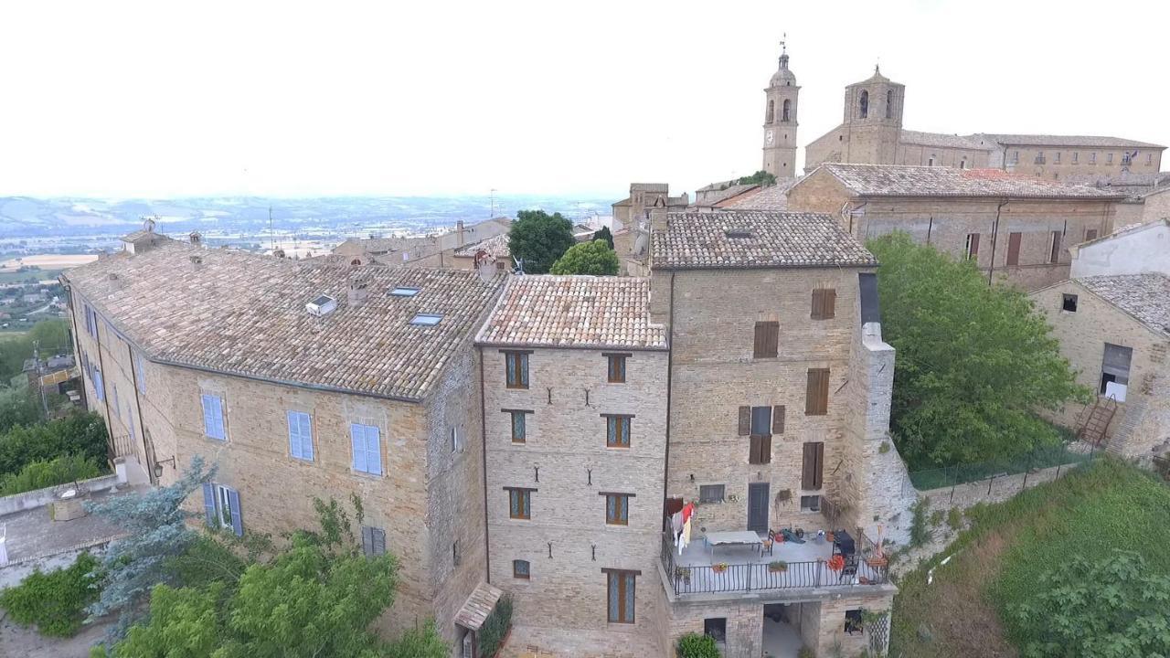 Il Castello Affittacamere Montecosaro  Eksteriør billede