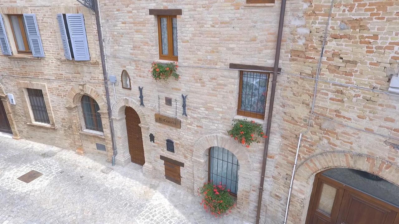 Il Castello Affittacamere Montecosaro  Eksteriør billede