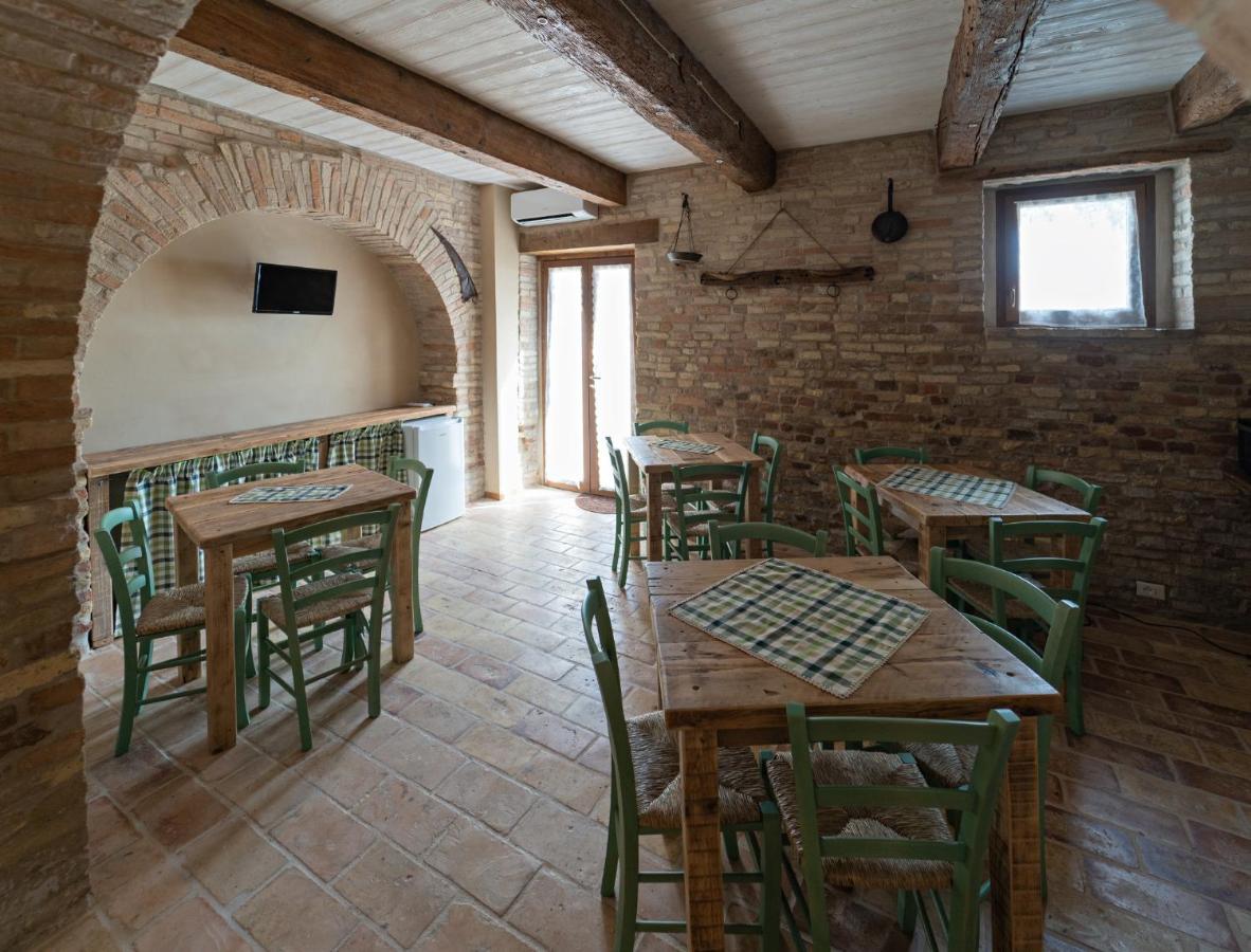Il Castello Affittacamere Montecosaro  Eksteriør billede